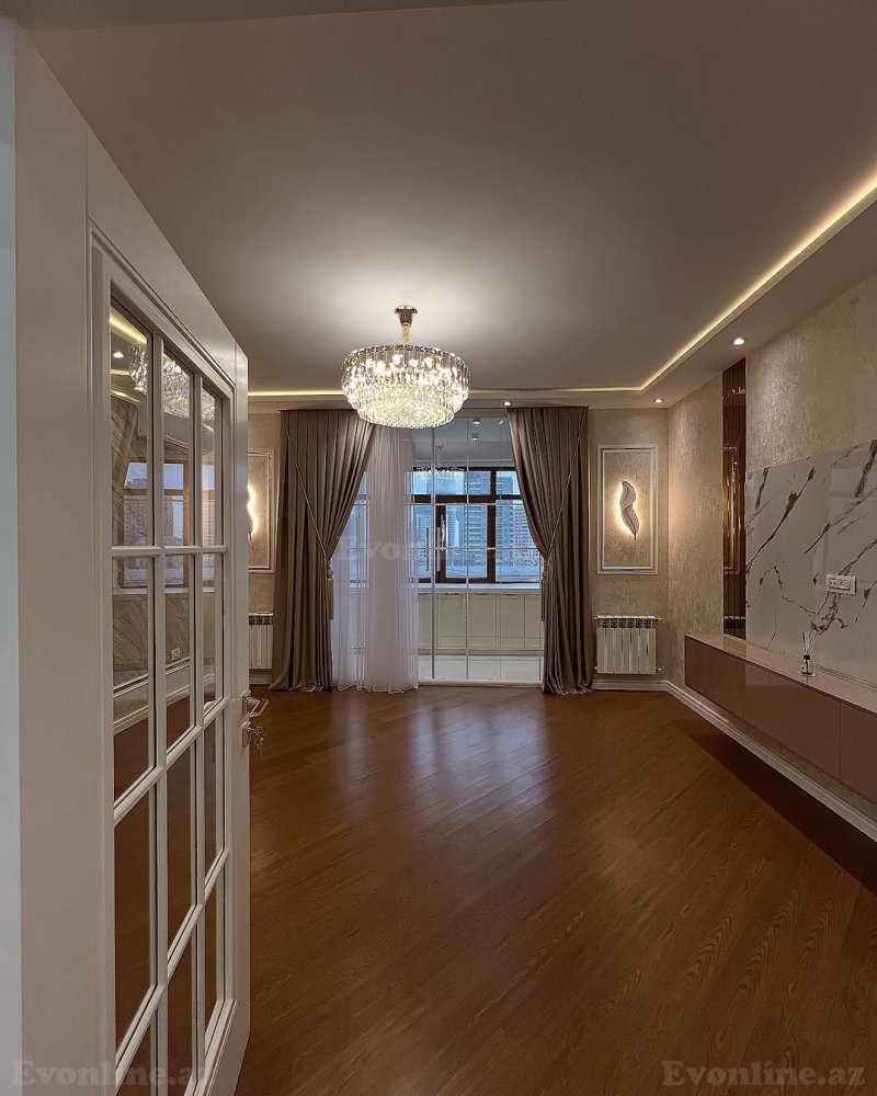 Satılır 3 otaqlı Mənzil Yeni tikili 108 m² 28 May m. - şəkil 3