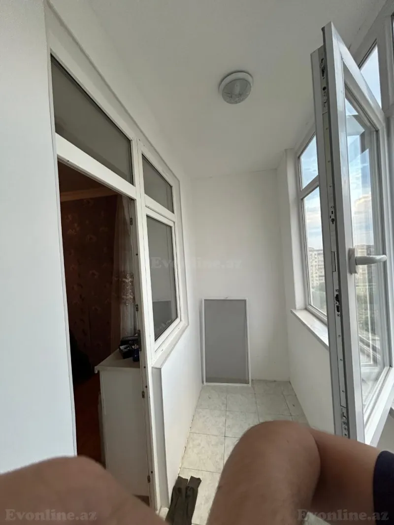 Satılır 3 otaqlı Mənzil Köhnə tikili 72 m² Yeni Yasamal - şəkil 14