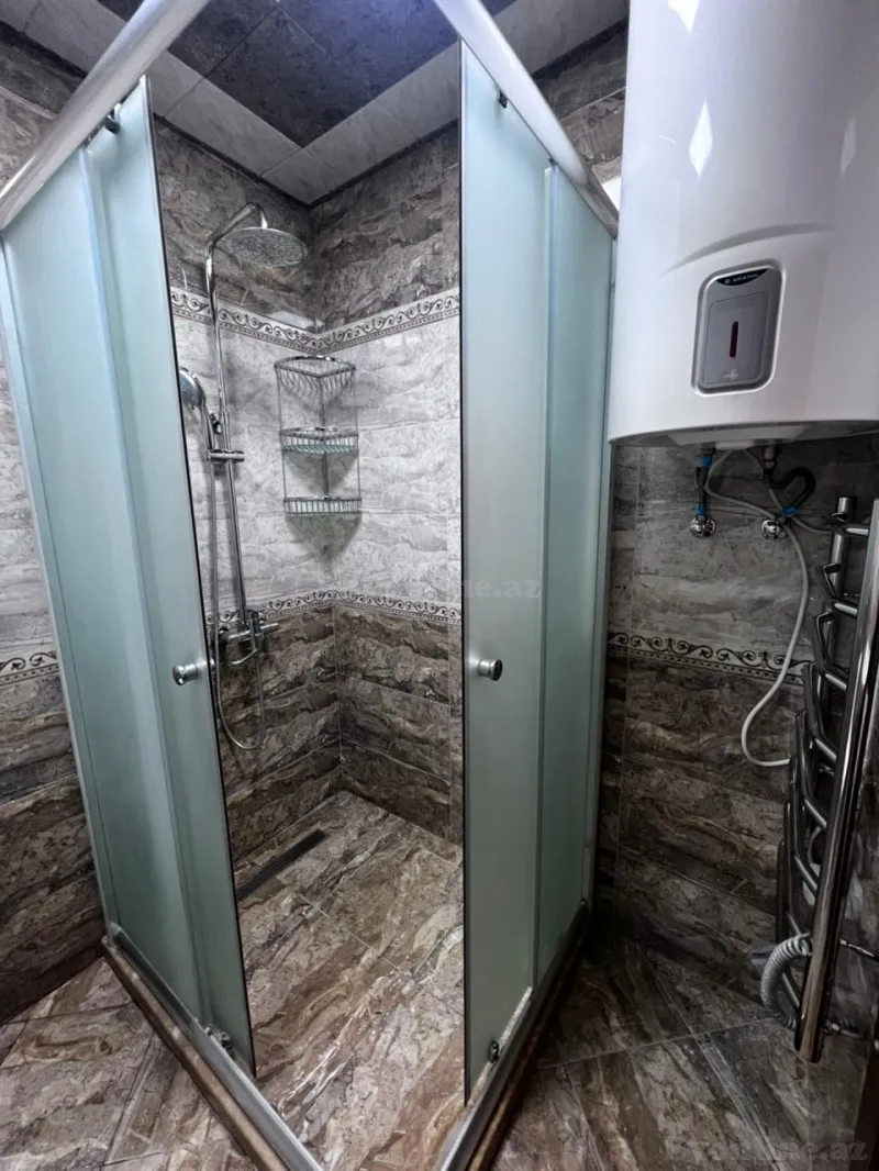 Satılır 3 otaqlı Mənzil Köhnə tikili 70 m² Badamdar - şəkil 12