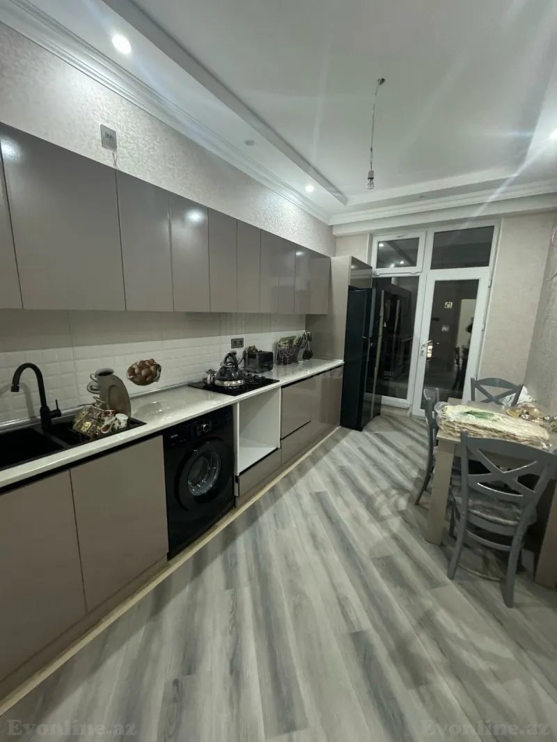 Satılır 3 otaqlı Mənzil Yeni tikili 123 m² 8-ci kilometr - şəkil 2
