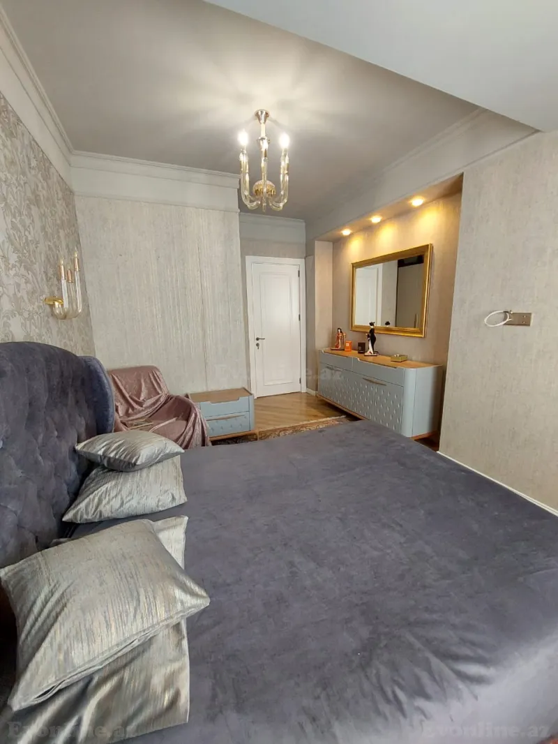 Satılır 4 otaqlı Mənzil Yeni tikili 100 m² 7-ci mikrorayon - şəkil 6