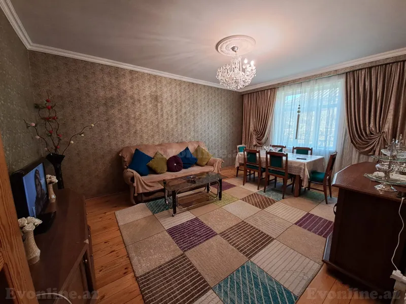 Bakı, Suraxanı r., Əmircanda 5 otaqlı həyət evi satılır