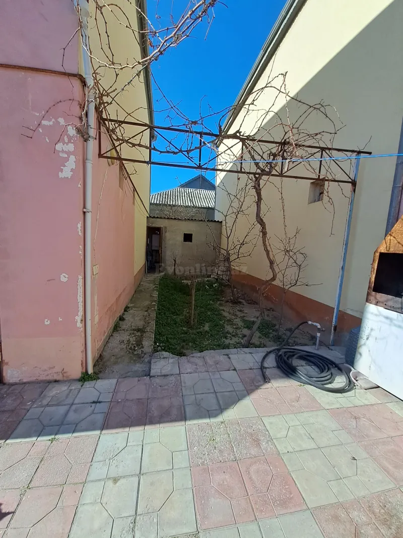 Satılır 5 otaqlı Həyət evi 110 m² Əmircan - şəkil 11