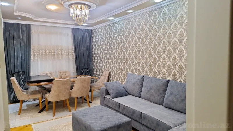 Satılır 5 otaqlı Mənzil Köhnə tikili 125 m² Qaraçuxur
