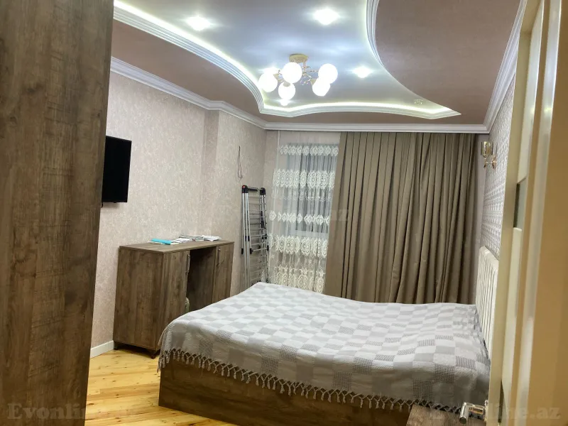 Satılır 5 otaqlı Mənzil Köhnə tikili 125 m² Qaraçuxur - şəkil 9