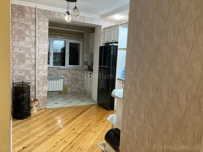 Satılır 5 otaqlı Mənzil Köhnə tikili 125 m² Qaraçuxur - şəkil 13
