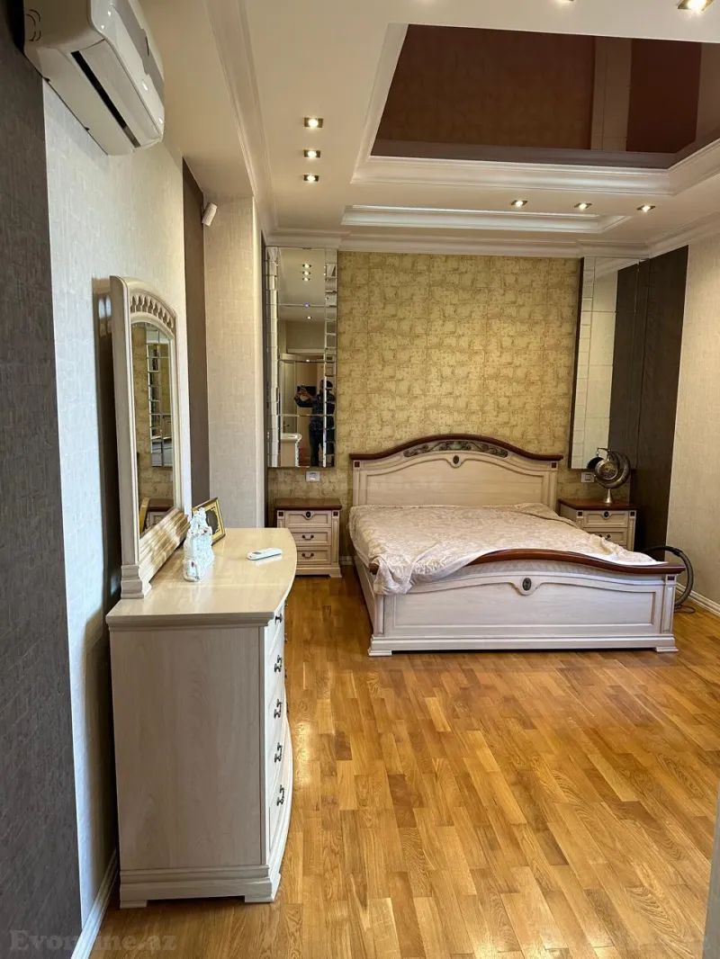 Satılır 6 otaqlı Həyət evi 650 m² Bakıxanov - şəkil 20