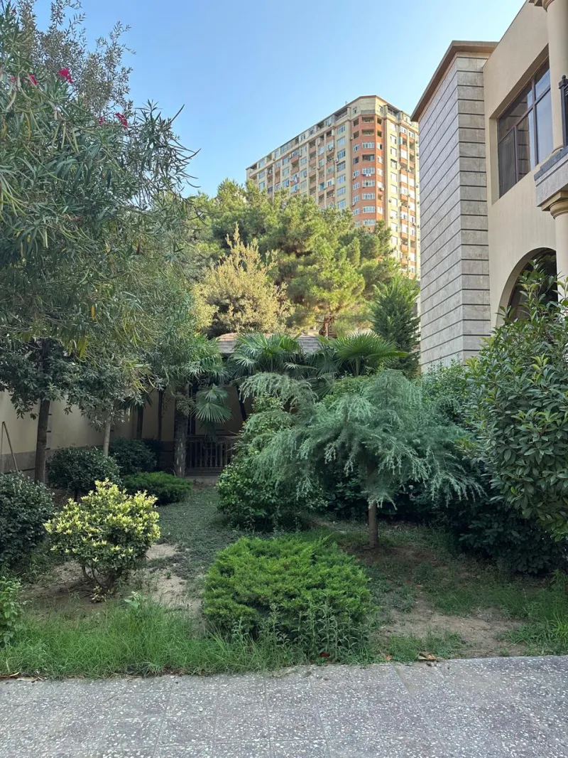 Satılır 6 otaqlı Həyət evi 650 m² Bakıxanov - şəkil 28