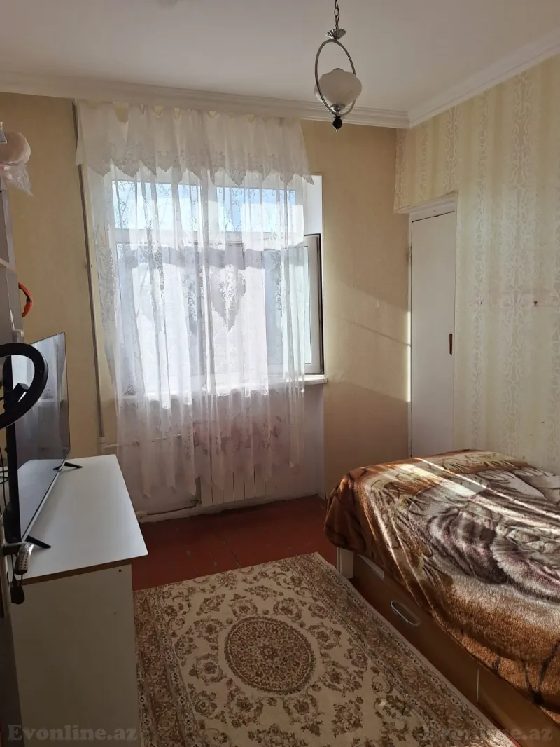 Satılır 4 otaqlı Mənzil Köhnə tikili 80 m² Qaraçuxur - şəkil 4