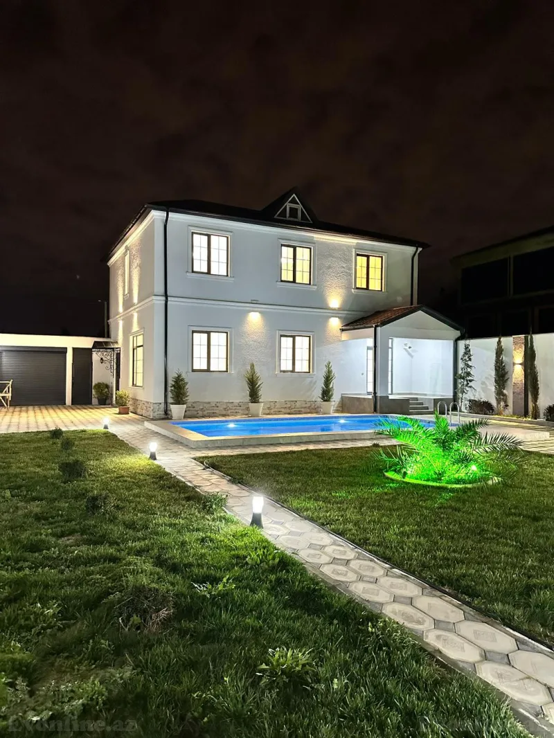 5 otaqlı Həyət evi 200 m² Şağan Satılır