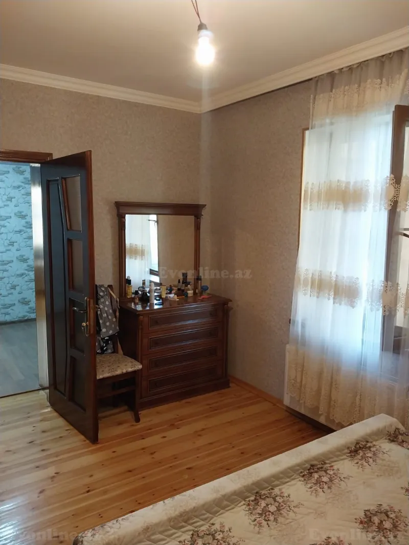 Satılır 8 otaqlı Həyət evi 250 m² Bakıxanov - şəkil 23