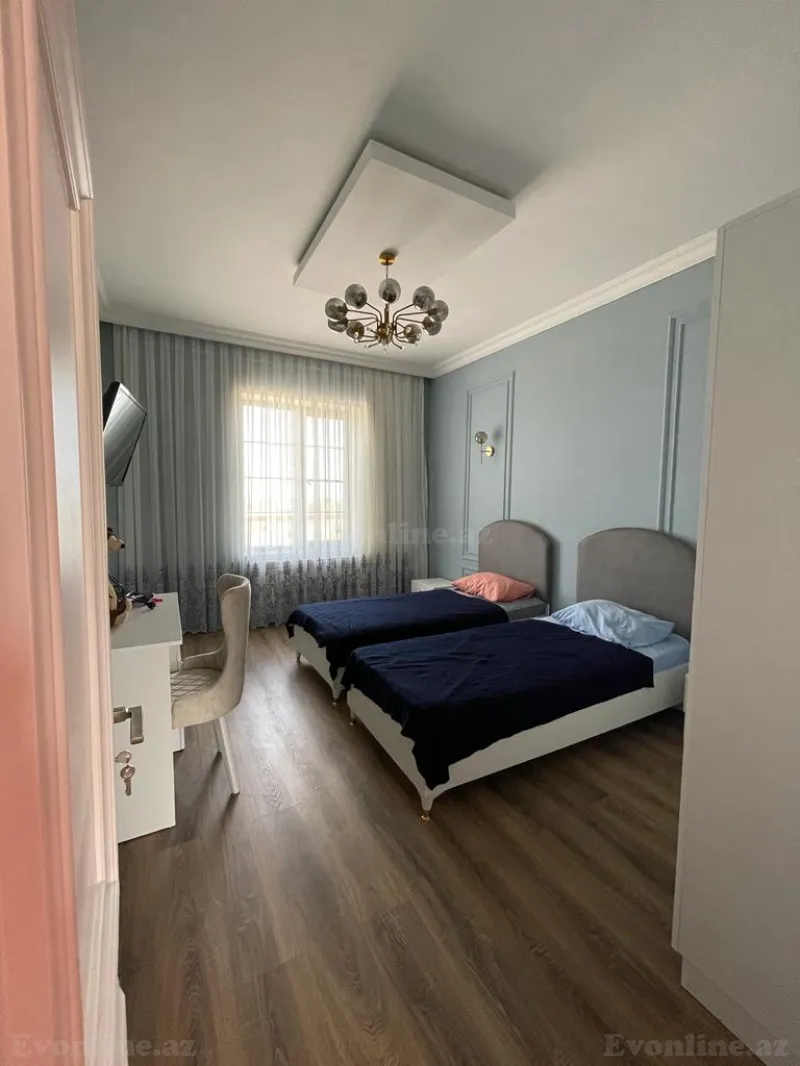Satılır 5 otaqlı Həyət evi 270 m² Novxanı - şəkil 9