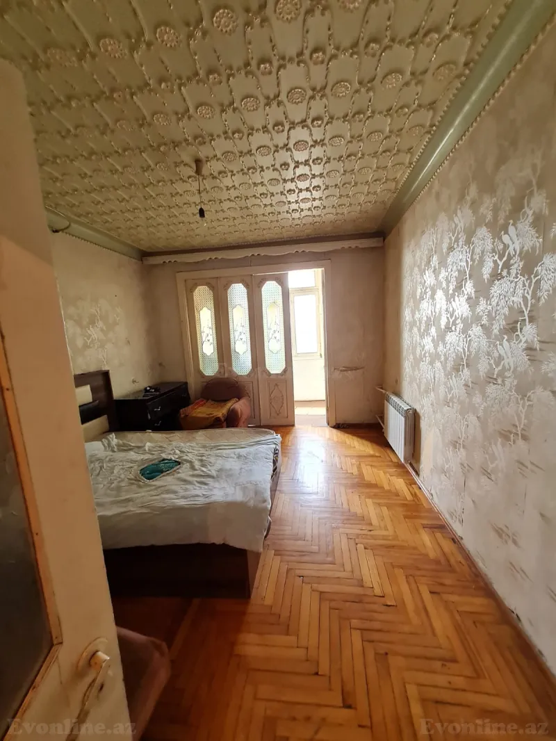 Satılır 2 otaqlı Mənzil Köhnə tikili 60 m² Bakıxanov - şəkil 8