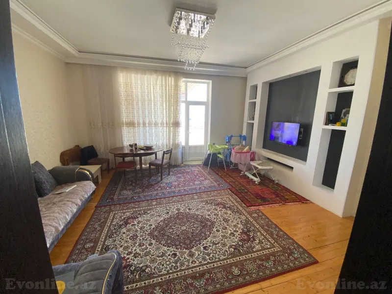Satılır 5 otaqlı Həyət evi 150 m² Badamdar - şəkil 2