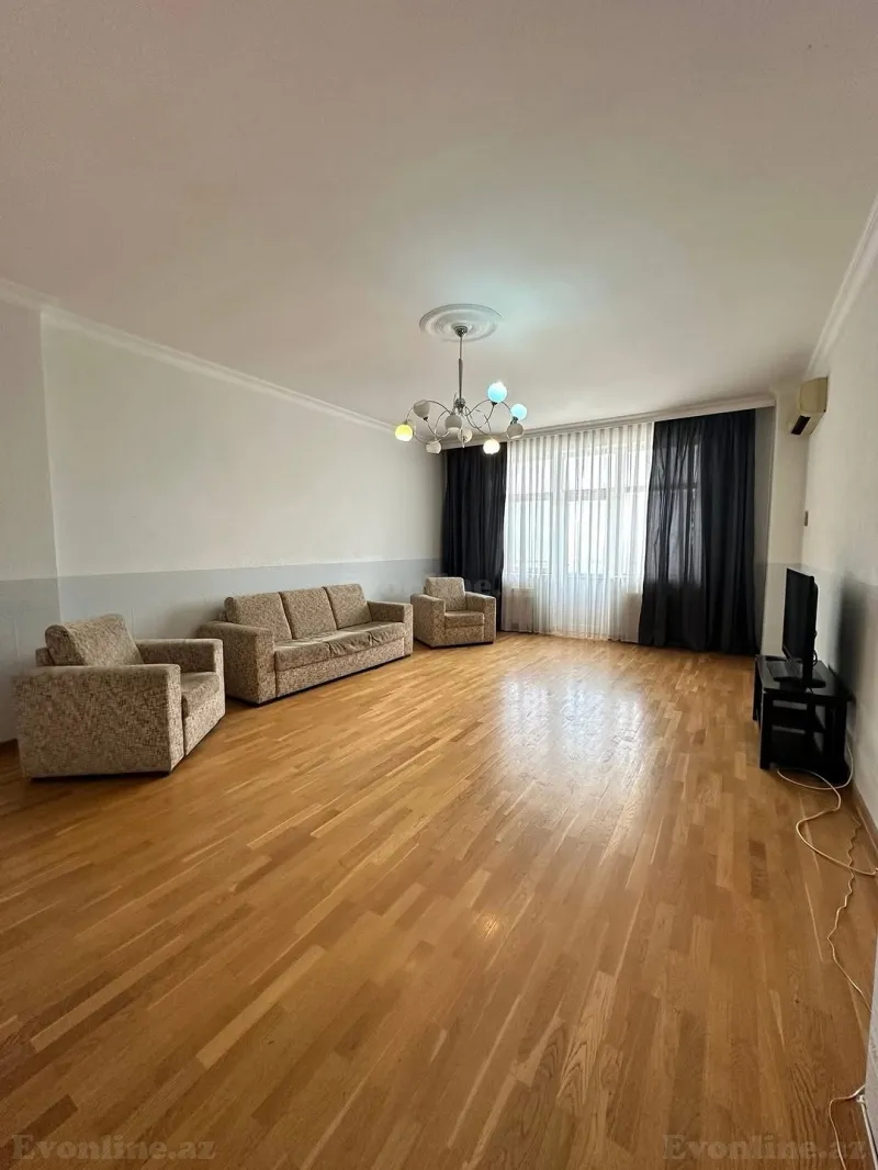 Satılır 4 otaqlı Mənzil Yeni tikili 186 m² Elmlər Akademiyası m. - şəkil 2