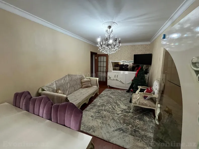 Satılır 2 otaqlı Mənzil Köhnə tikili 56 m² Bakıxanov