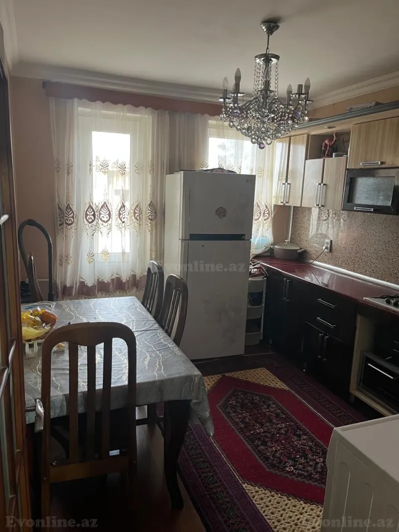 Satılır 2 otaqlı Mənzil Köhnə tikili 56 m² Bakıxanov - şəkil 3