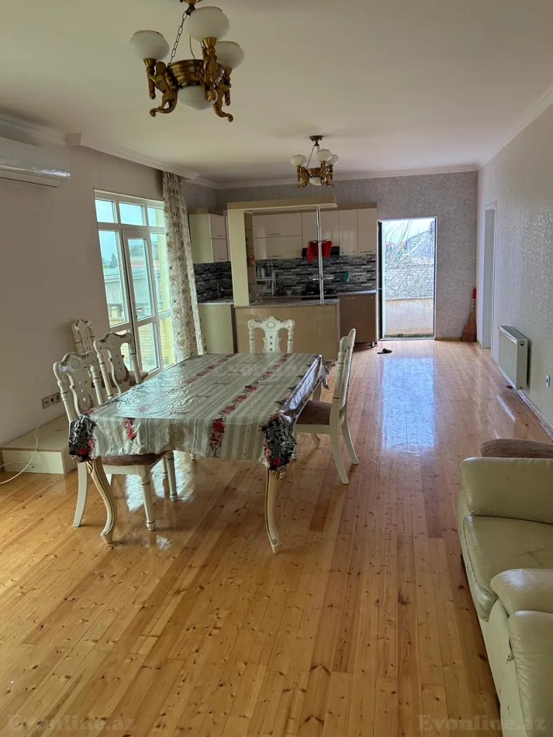 Satılır 5 otaqlı Həyət evi 260 m² Novxanı - şəkil 3