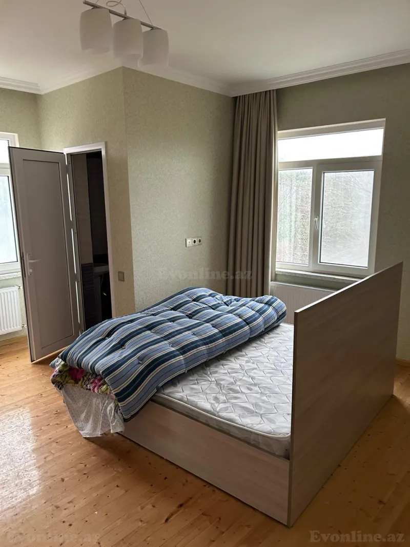 Satılır 5 otaqlı Həyət evi 260 m² Novxanı - şəkil 7