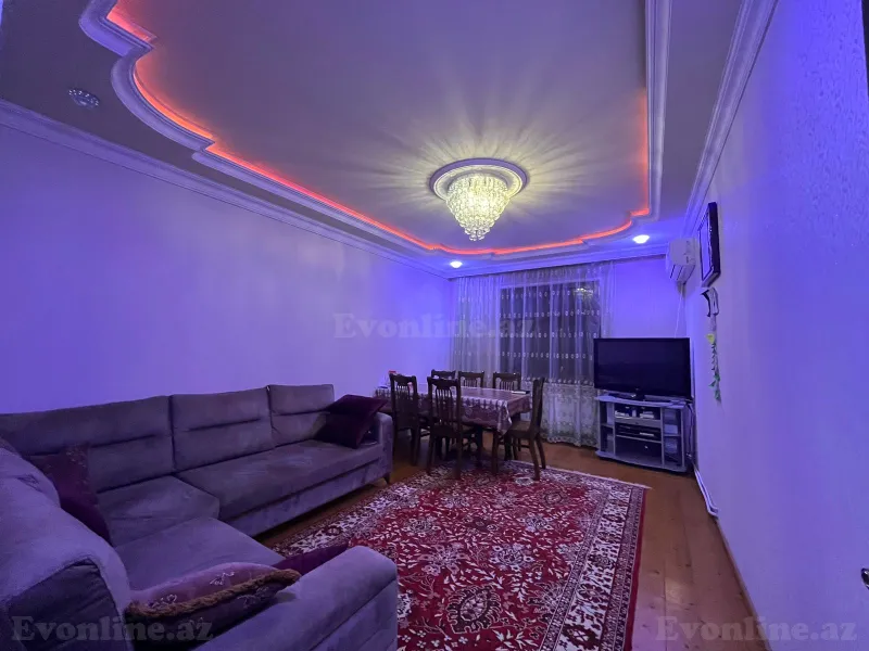 Satılır 3 otaqlı Mənzil Köhnə tikili 90 m² Əhmədli