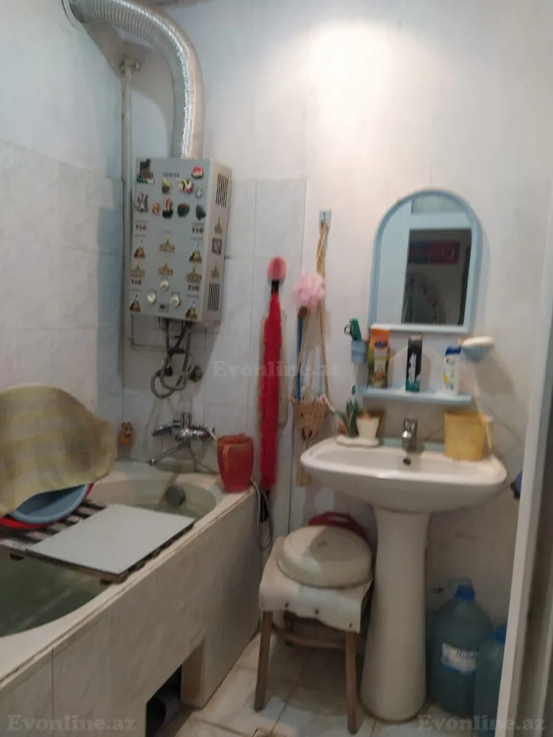 Satılır 2 otaqlı Mənzil Köhnə tikili 60 m² Gəncə pr. - şəkil 18