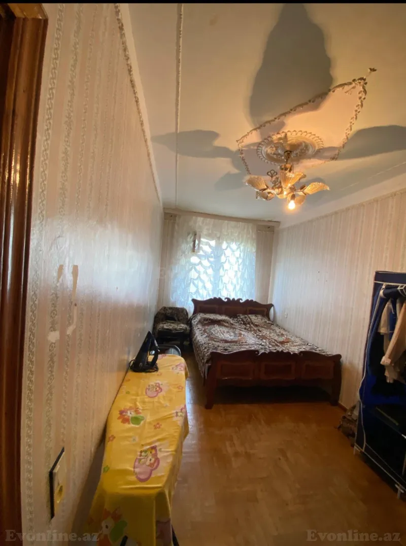 Satılır 4 otaqlı Mənzil Köhnə tikili 100 m² İçərişəhər m. - şəkil 2