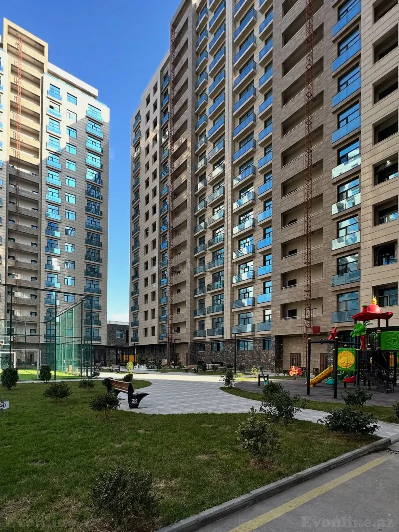 Satılır 2 otaqlı Mənzil Yeni tikili 90 m² 28 May m. - şəkil 2