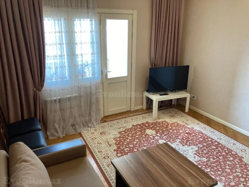 Satılır 3 otaqlı Mənzil Köhnə tikili 70 m² Q.Qarayev pr. - şəkil 3