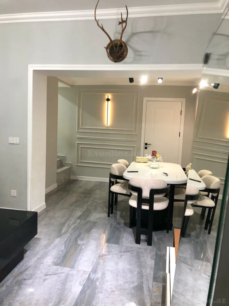 6 otaqlı Həyət evi 270 m² Əmircan Satılır
