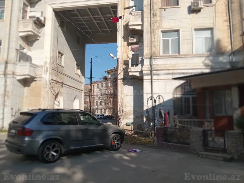 Satılır 2 otaqlı Mənzil Köhnə tikili 50 m² Bakıxanov - şəkil 11