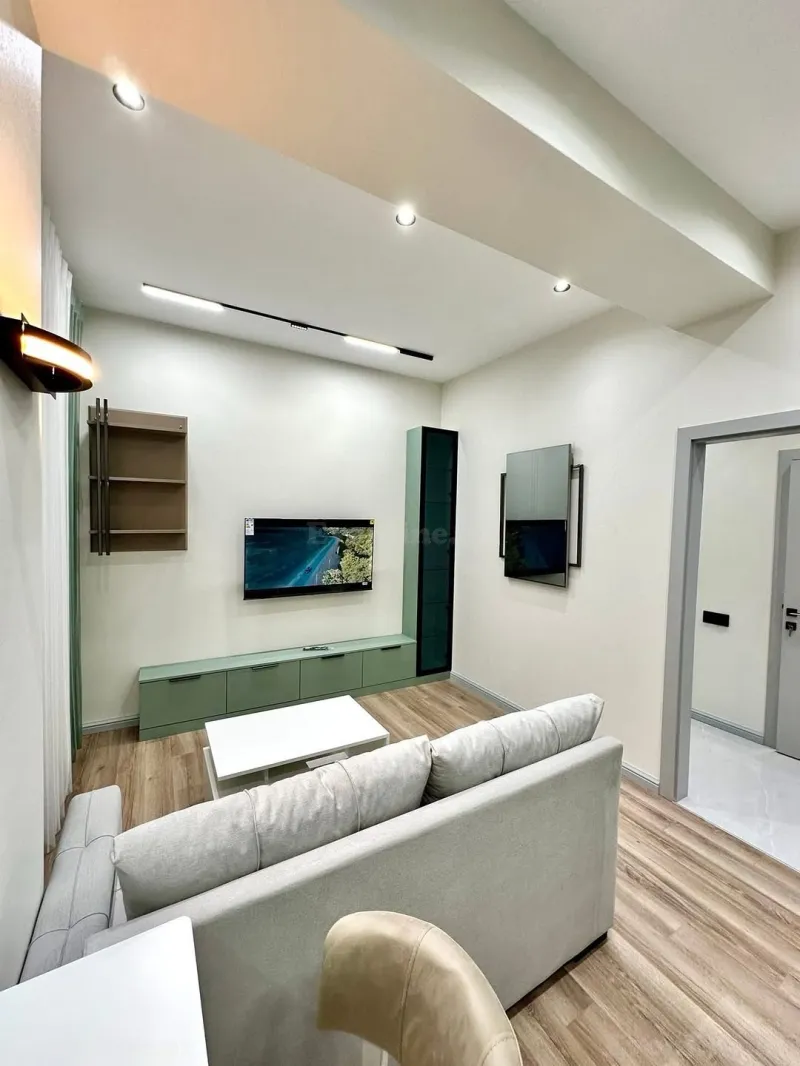 Satılır 3 otaqlı Mənzil Yeni tikili 85 m² Neftçilər m. - şəkil 2