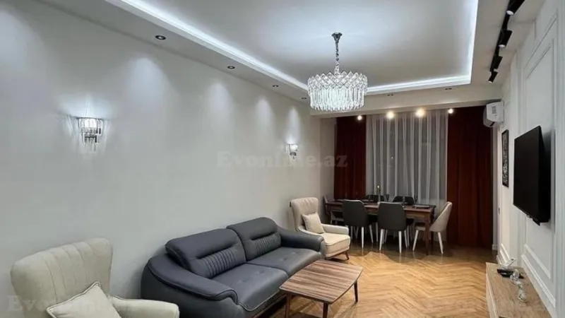 Satılır 2 otaqlı Mənzil Köhnə tikili 78 m² 4-cü mikrorayon