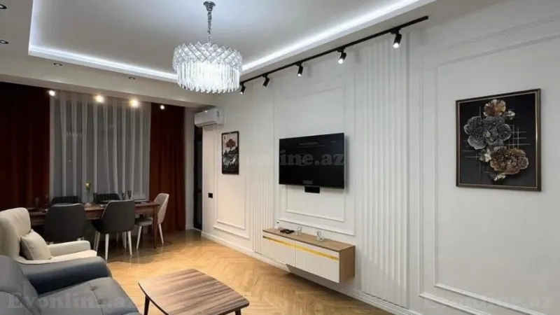 Satılır 2 otaqlı Mənzil Köhnə tikili 78 m² 4-cü mikrorayon - şəkil 2