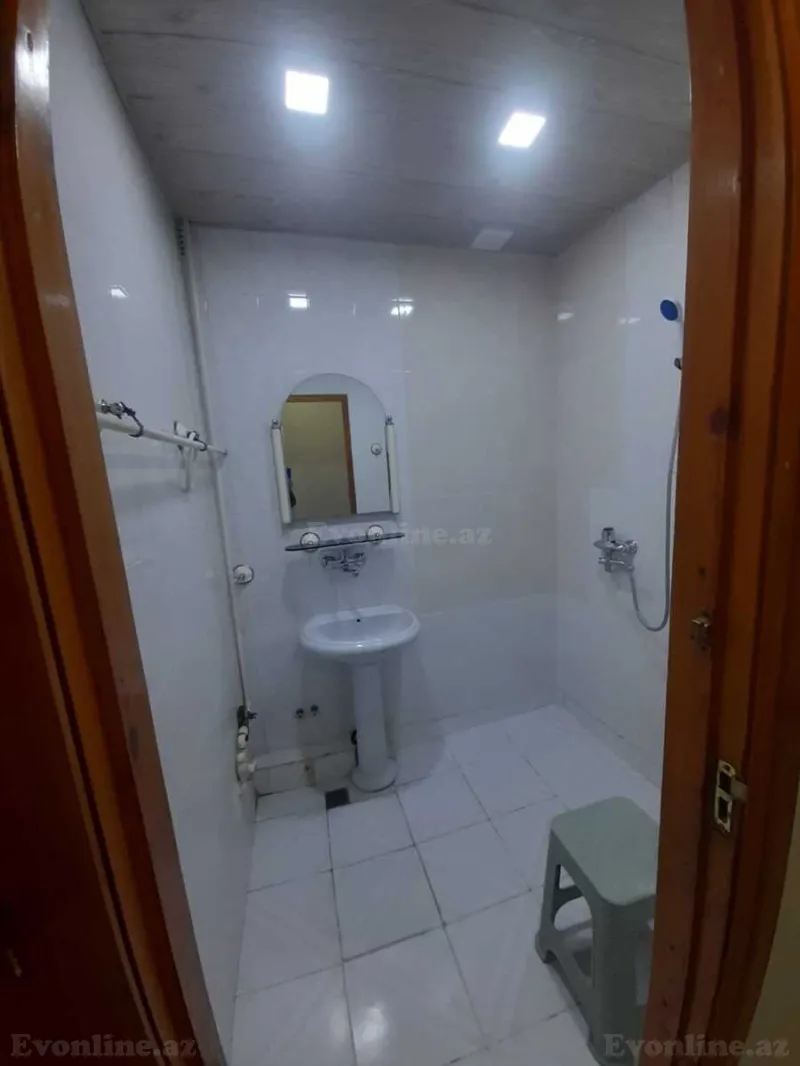 Kirayə verilir 3 otaqlı Mənzil Köhnə tikili 70 m² Sabunçu r. - şəkil 3