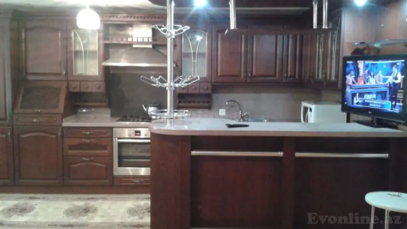 Kirayə verilir 2 otaqlı Mənzil Yeni tikili 50 m² 28 May m. - şəkil 4