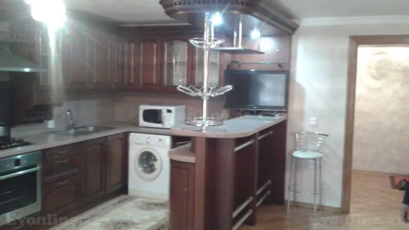 Kirayə verilir 2 otaqlı Mənzil Yeni tikili 50 m² 28 May m. - şəkil 5