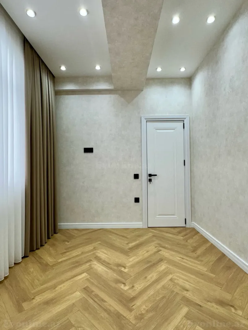 Satılır 3 otaqlı Mənzil Yeni tikili 87 m² Neftçilər m. - şəkil 12