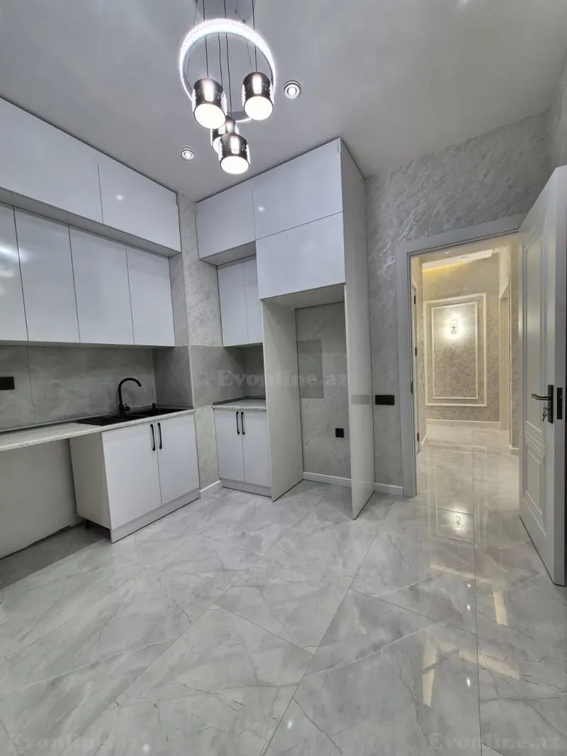 Bakı, Suraxanı r., Yeni Günəşlida 3 otaqlı mənzil satılır