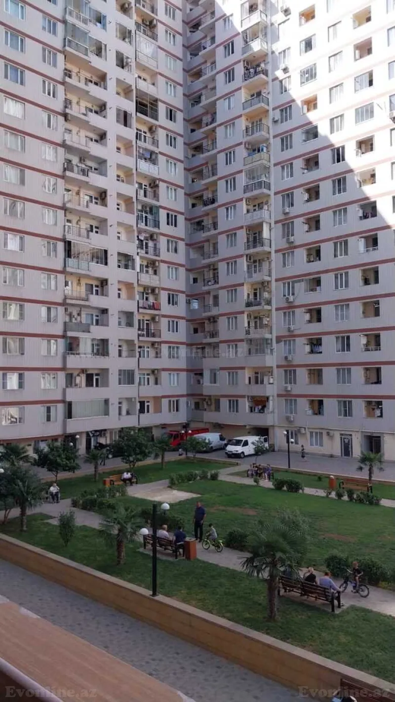 Satılır 3 otaqlı Mənzil Yeni tikili 140 m² Yasamal r. - şəkil 2