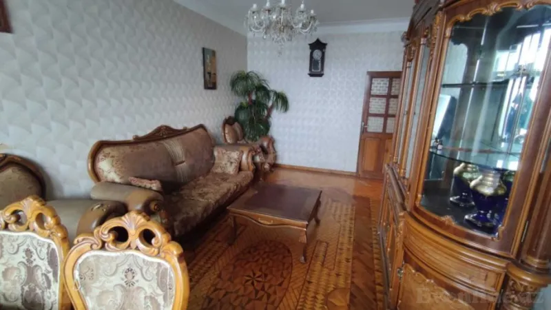 Kirayə verilir 3 otaqlı Mənzil Köhnə tikili 80 m² Qara Qarayev m. - şəkil 5