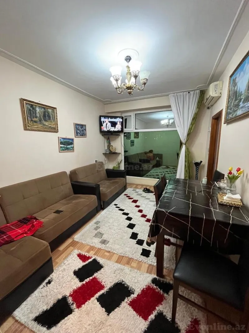 Satılır 2 otaqlı Mənzil Köhnə tikili 40 m² Bakmil m.