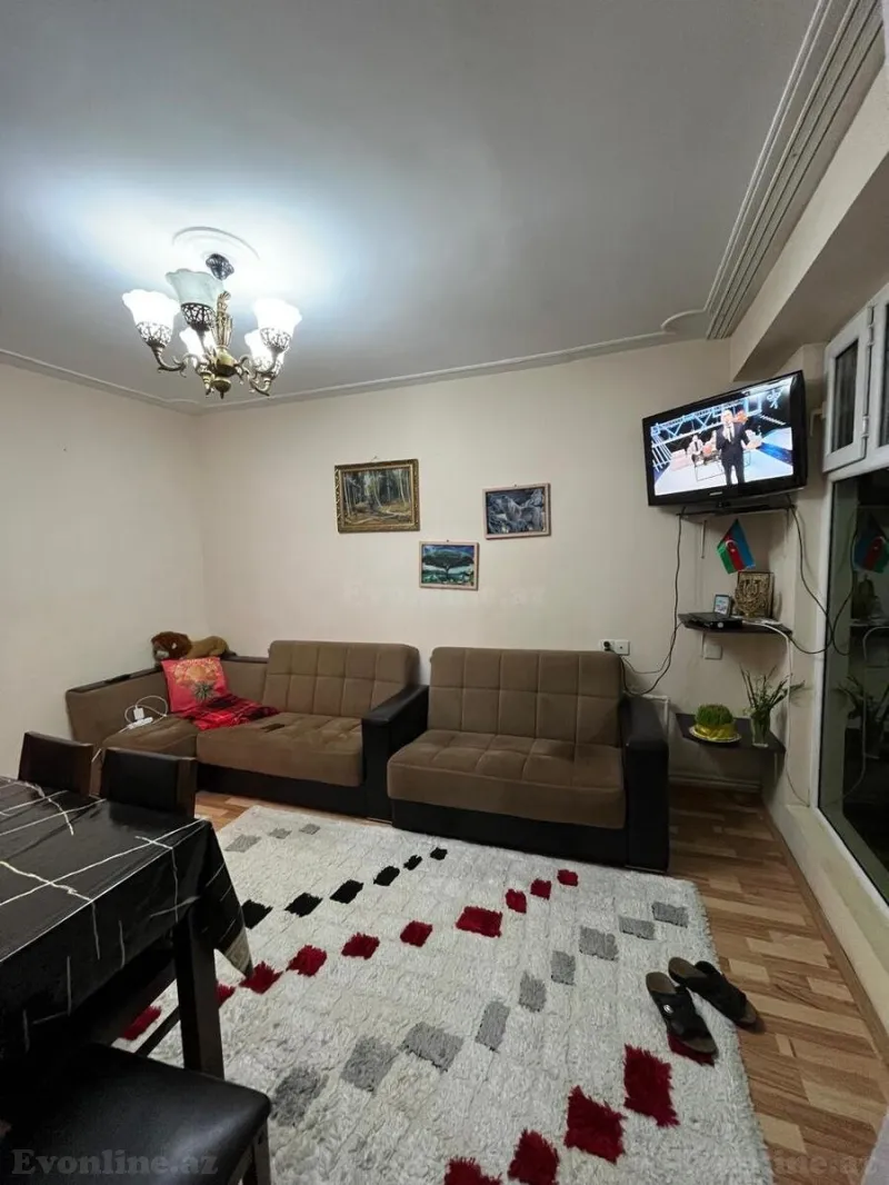 Satılır 2 otaqlı Mənzil Köhnə tikili 40 m² Bakmil m. - şəkil 2