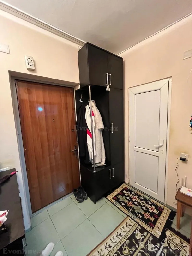 Satılır 2 otaqlı Mənzil Köhnə tikili 40 m² Bakmil m. - şəkil 7