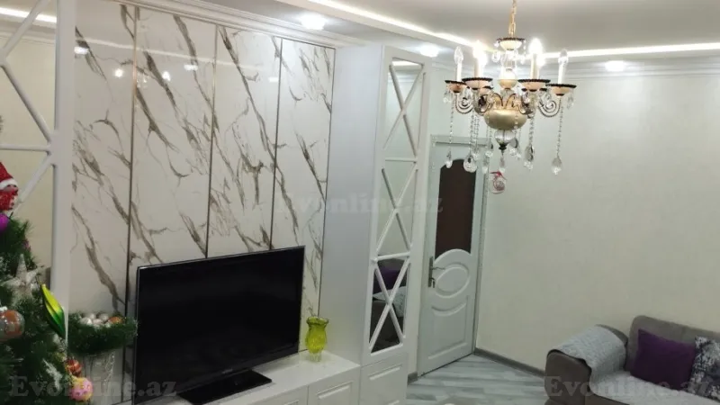 Satılır 4 otaqlı Mənzil Köhnə tikili 110 m² 8-ci mikrorayon - şəkil 2