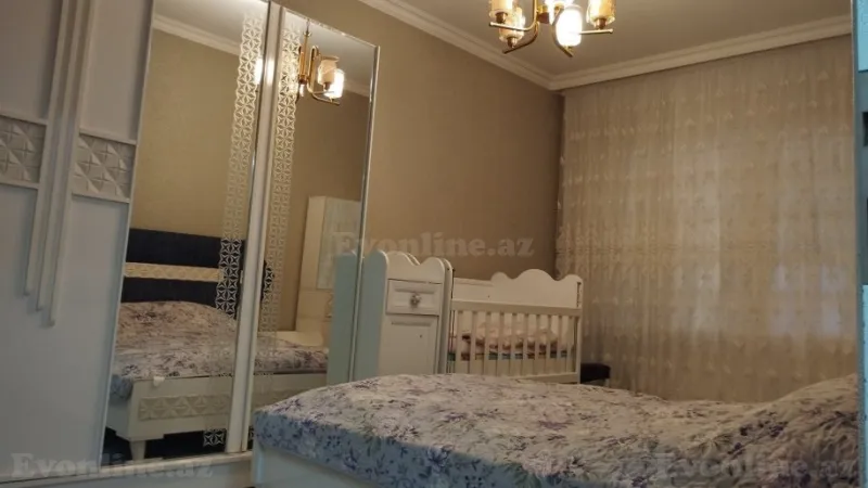 Satılır 4 otaqlı Mənzil Köhnə tikili 110 m² 8-ci mikrorayon - şəkil 3