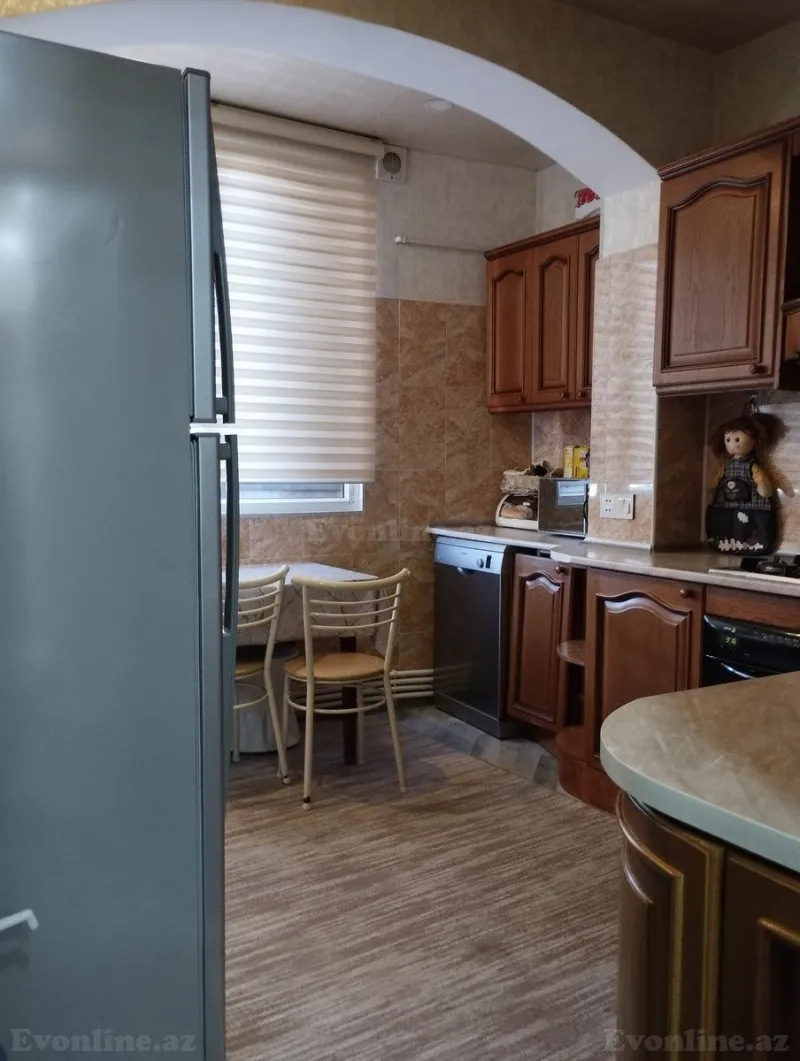 Satılır 4 otaqlı Mənzil Köhnə tikili 110 m² 8-ci mikrorayon - şəkil 16