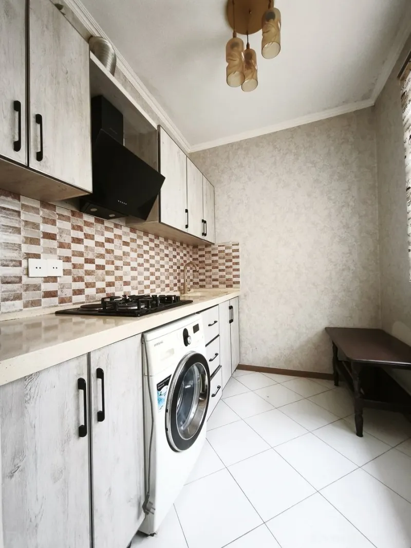 Kirayə verilir 2 otaqlı Mənzil Köhnə tikili 50 m² 4-cü mikrorayon - şəkil 2