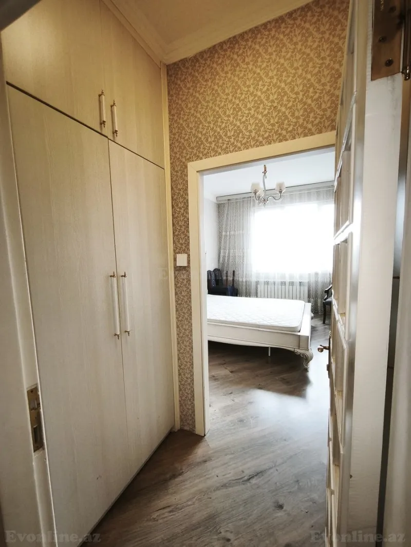 Kirayə verilir 2 otaqlı Mənzil Köhnə tikili 50 m² 4-cü mikrorayon - şəkil 7