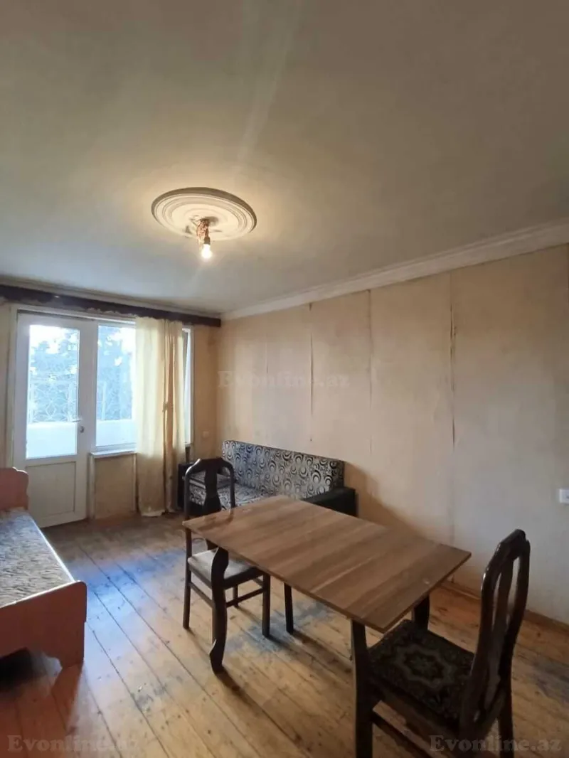 Kirayə verilir 2 otaqlı Mənzil Köhnə tikili 45 m² Qara Qarayev m.