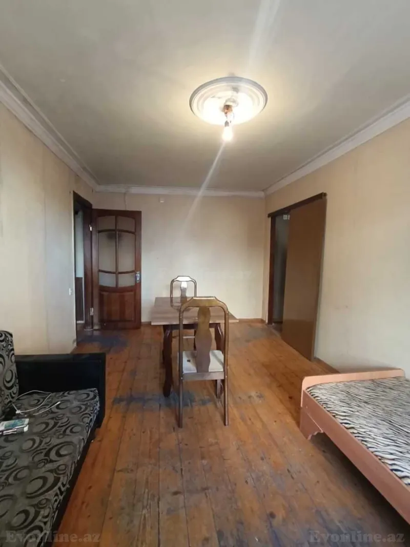 Kirayə verilir 2 otaqlı Mənzil Köhnə tikili 45 m² Qara Qarayev m. - şəkil 4